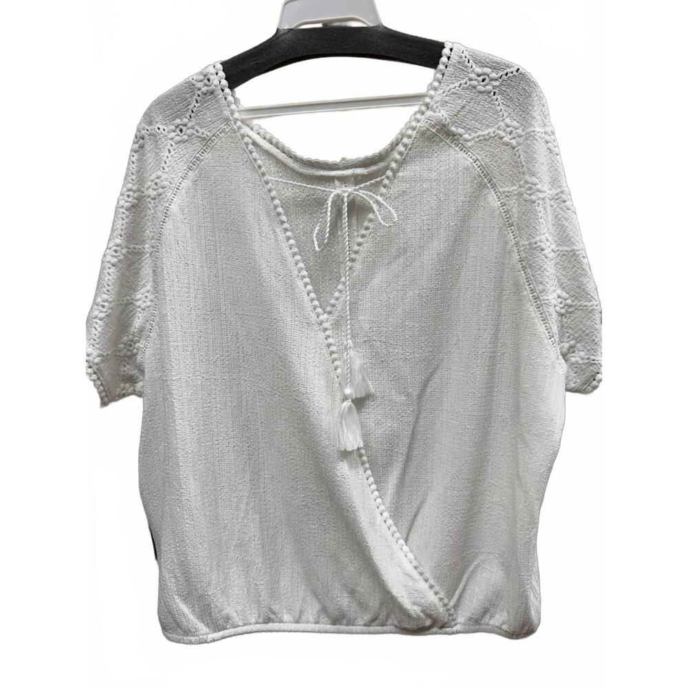 NEW TRIBAL minimalist tie blouse in white